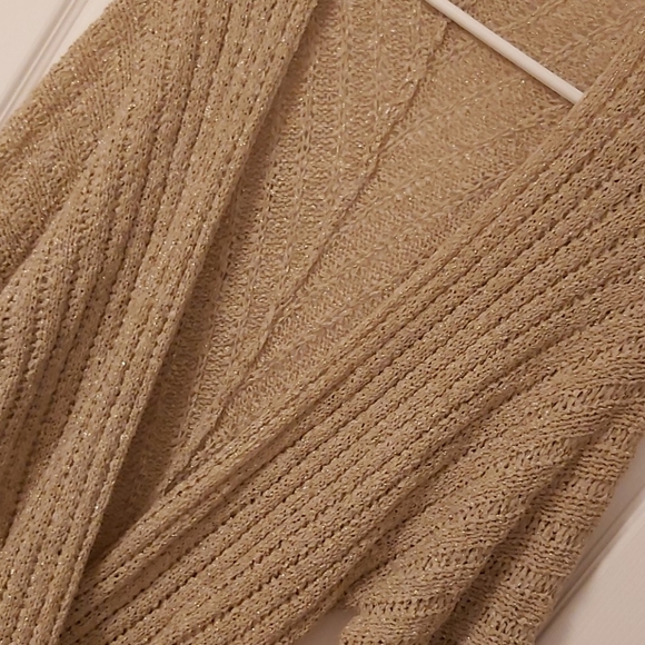 Bebe size Medium champagne top - Picture 4 of 5